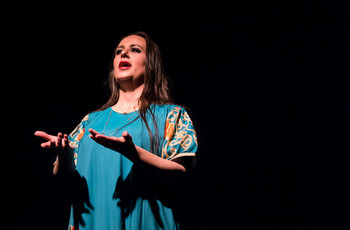 tak-ke-tok; pretok - glasbeno plesna predstava (Amel Tafsout in Silk Dance Company) <em>Foto: Saša Huzjak</em>