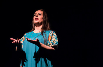 tak-ke-tok; pretok - glasbeno plesna predstava (Amel Tafsout in Silk Dance Company) <em>Foto: Saša Huzjak</em>