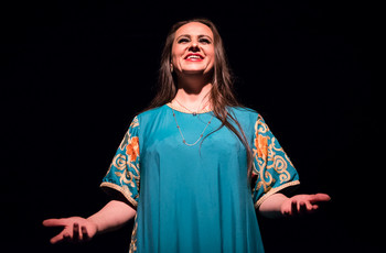 tak-ke-tok; pretok - glasbeno plesna predstava (Amel Tafsout in Silk Dance Company) <em>Foto: Saša Huzjak</em>
