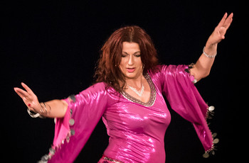 tak-ke-tok; pretok - glasbeno plesna predstava (Amel Tafsout in Silk Dance Company) <em>Foto: Saša Huzjak</em>