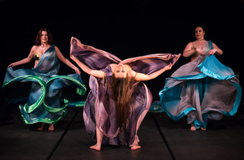 tak-ke-tok; pretok - glasbeno plesna predstava (Amel Tafsout in Silk Dance Company) <em>Foto: Saša Huzjak</em>