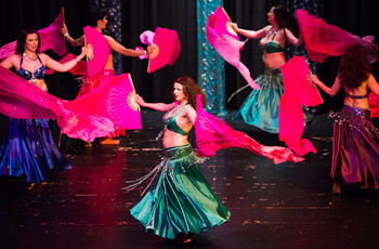 Silk Dance Company nastop <em>Foto: Saša Huzjak</em>